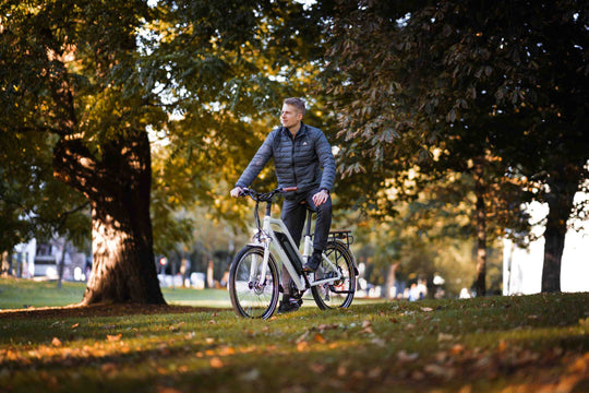 Aventure en vélo électrique 2024 : découvrez des lieux inconnus et des merveilles naturelles près de chez vous