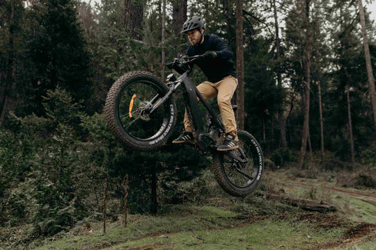 Maître des sentiers : Découvrez les secrets du maintien d'une posture droite en VTT