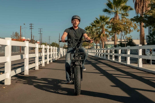 Borne de recharge pour vélos électriques