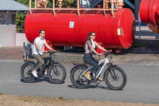 Mehr Leute, mehr Spaß! - So sind Sie mit Ihrem E-Bike in der Gruppe sicher unterwegs