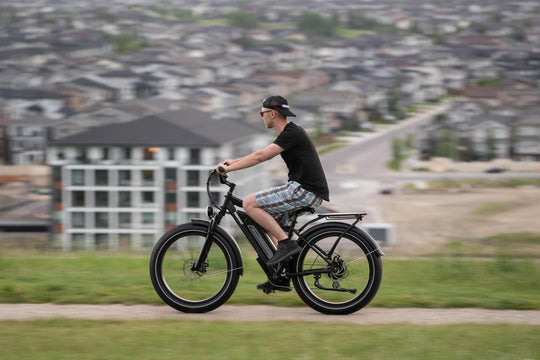 E-Fatbike : vélo avec des pneus épais